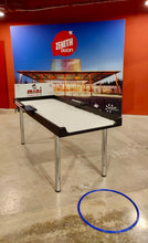 Laden Sie das Bild in den Galerie-Viewer, MINI Pétanque Party ® Klapptisch – Champion
