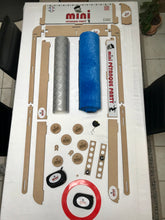Charger l'image dans la galerie, Kit Pliable de MINI Petanque Party ® "Champion" (Indoor / Outdoor)