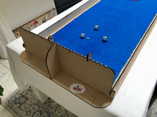 Charger l'image dans la galerie, Kit Pliable de MINI Petanque Party ® "Champion" (Indoor / Outdoor)