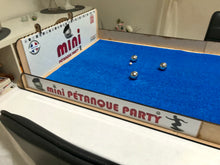 Charger l'image dans la galerie, Kit Pliable de MINI Petanque Party ® "Champion" (Indoor / Outdoor)