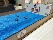 Charger l'image dans la galerie, Kit Pliable de MINI Petanque Party ® "Champion" (Indoor / Outdoor)