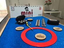 Charger l'image dans la galerie, Kit Pliable de MINI Petanque Party ® "Champion" (Indoor / Outdoor)