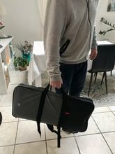 Charger l'image dans la galerie, Kit Pliable de MINI Petanque Party ® "Champion" (Indoor / Outdoor)