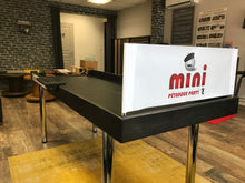 Laden Sie das Bild in den Galerie-Viewer, MINI Pétanque Party ® Klapptisch – Champion