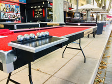 Charger l'image dans la galerie, tournoi animation initiation table de mini petanque en bois pliable pieds solidaire rabattable solide sécurisé baguette aluminium flight case tapis synthétique rouge 7 mm bâche stop mini boules mini football air foot molkky golf