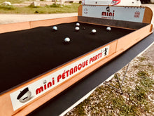 Charger l'image dans la galerie, Kit Pliable de MINI Petanque Party ® "Champion" (Indoor / Outdoor)