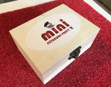 Charger l'image dans la galerie, Coffret en bois 6 MINI boules de Pétanque (métalliques en acier chromé 3 cm 60 g)