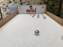 Charger l&#39;image dans la galerie, Kit Pliable de MINI Petanque de Table ® (Ecoresponsable)
